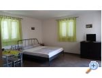 Apartments Dropuljic Brač Chorwacja