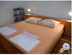 Apartments Mirjana Sv. Filip i Jakov Chorwacja