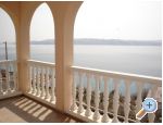 Apartments Delfin Karlobag Chorwacja