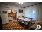 Apartments Boris Marina � Trogir Chorwacja