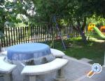 Apartm�ny Galic Omi� Chorwacja