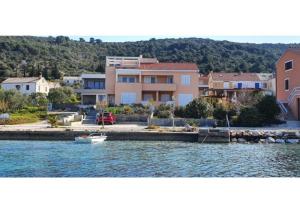 Apartmani Carić – Sali