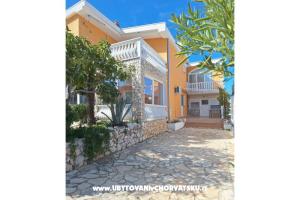 Apartmani Marjanović – Vir