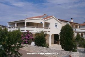 Apartments Davorka – Vir