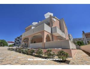 VILLA MAGENA 