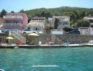 Apartmány 7 m od mora