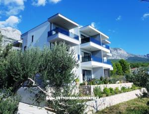 Apartmány IKO - Tučepi