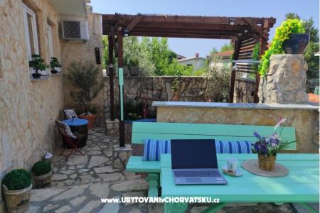Apartmány LUNA  ostrov Krk Chorvatsko