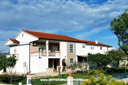 Apartmány Tomislav VRSI-NIN Nin Chorvatsko