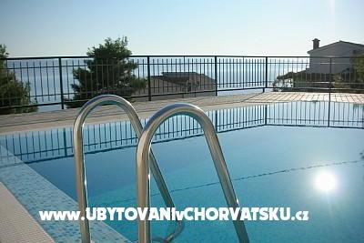 Ambiente NEW with POOL Omiš Chorvatsko