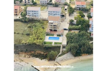 Pool Apartmán Antonia ostrov Pag Chorvatsko