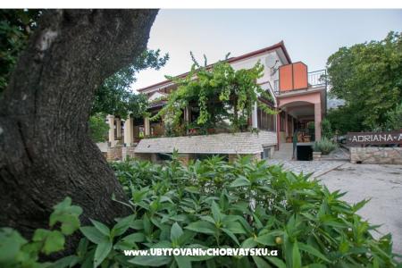 Apartmány Adriana Starigrad Paklenica Chorvatsko