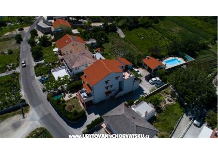 Apartmány Gvačić ostrov Rab Chorvatsko