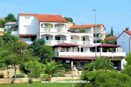 Apartmány Sandra ostrov Rab Chorvatsko