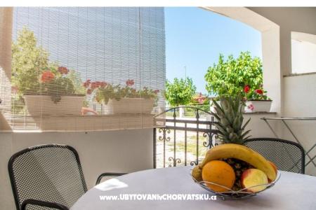 Sea Breeze apartments Tučepi Chorvatsko