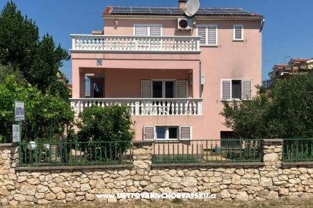 Apartmány Viktorija i Mate Šišak Vodice Chorvatsko