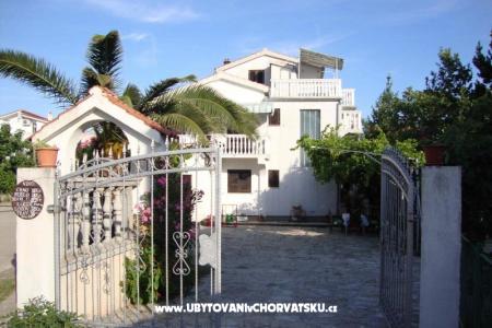 Antonela  Vodice Chorvatsko